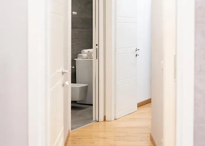 B-stay Via Ulpiano 47 *