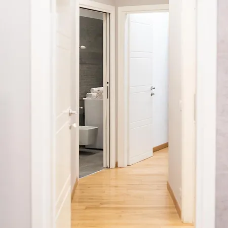 B-stay Via Ulpiano 47 *