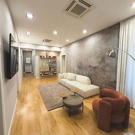 Apartment B-stay Via Ulpiano 47 *